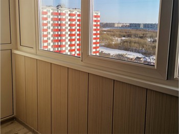 Теплое остекление и отделка балкона в ЖК Ленсоветовский