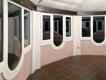 Теплое остекление террасы в Стрельне